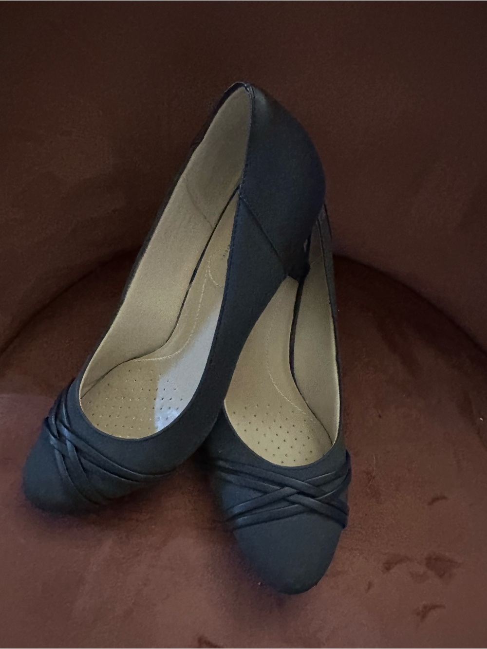 Life Stride Women's Navy Crisscross Ballet Flats sz 10. EUC - Picture 2 of 3